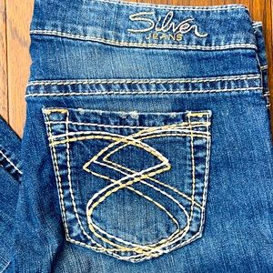 SILVER JEANS SZ 29 Frances Capri length-like new!